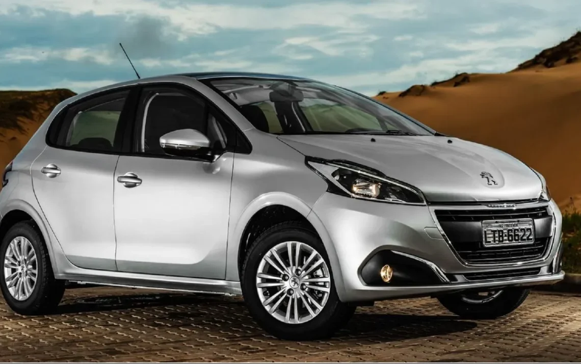carro, veículo, automóvel;